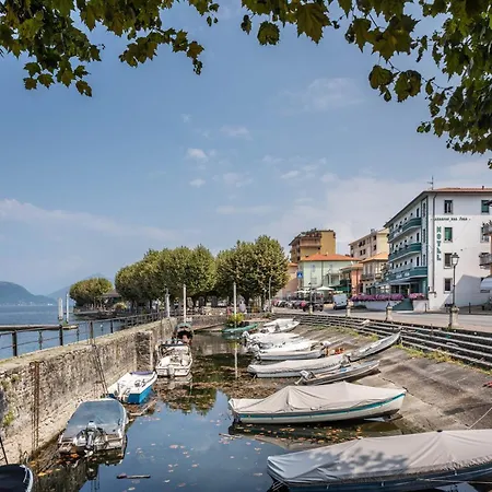 Blue Water * Porto Valtravaglia