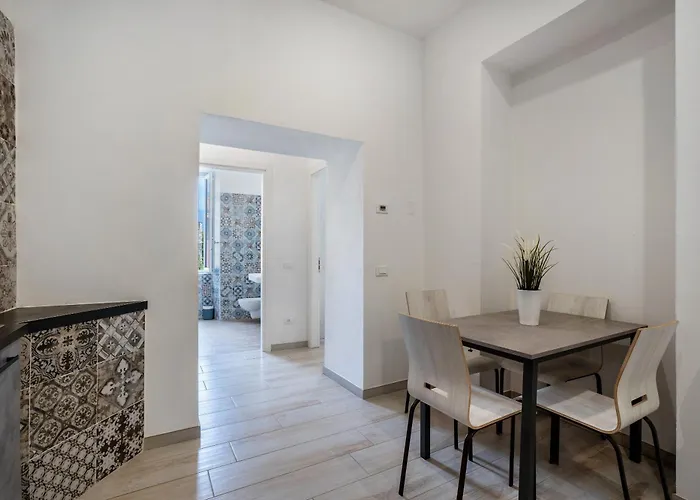 Blue Water Porto Valtravaglia